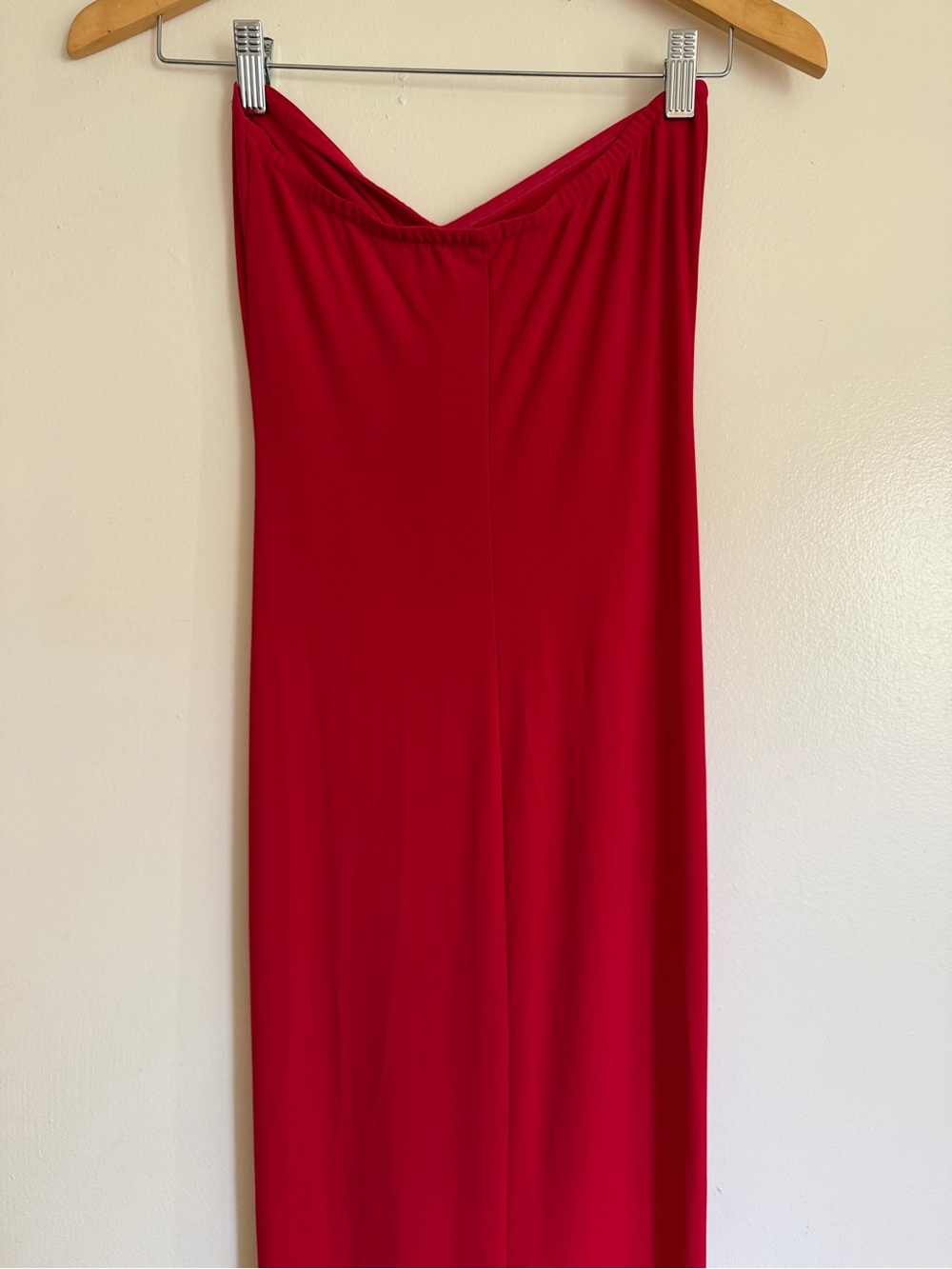 Norma Kamali X REVOLVE Strapless Shirred Front Fishtail Gown in Tiger Red - Picture 8 of 9